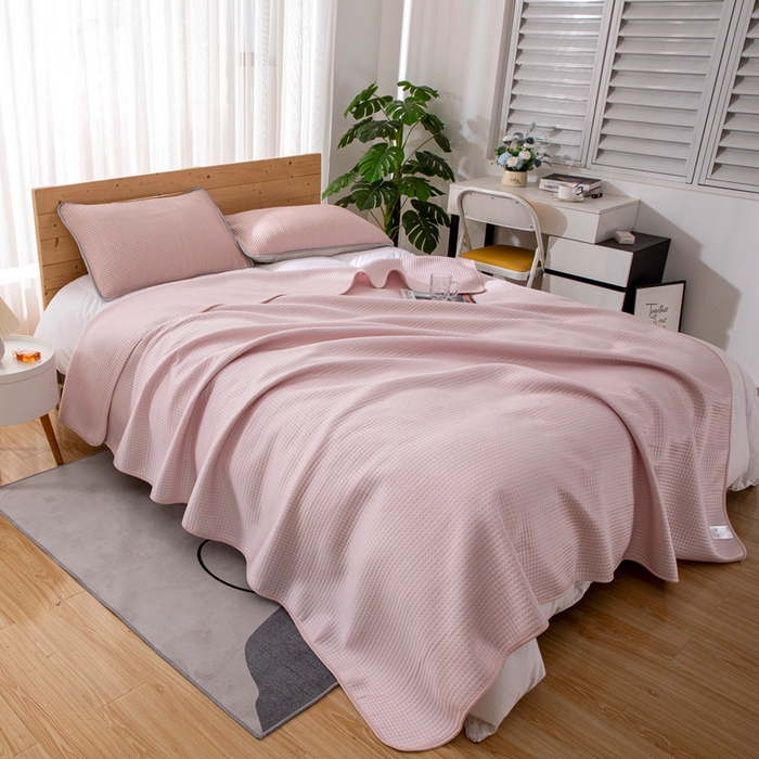 91家纺网 家纺一手货源 找家纺 来菲毛毯 2025新款双面夏凉被子PE速冷凉感夏被夏凉被空调被可机洗水洗 粉色