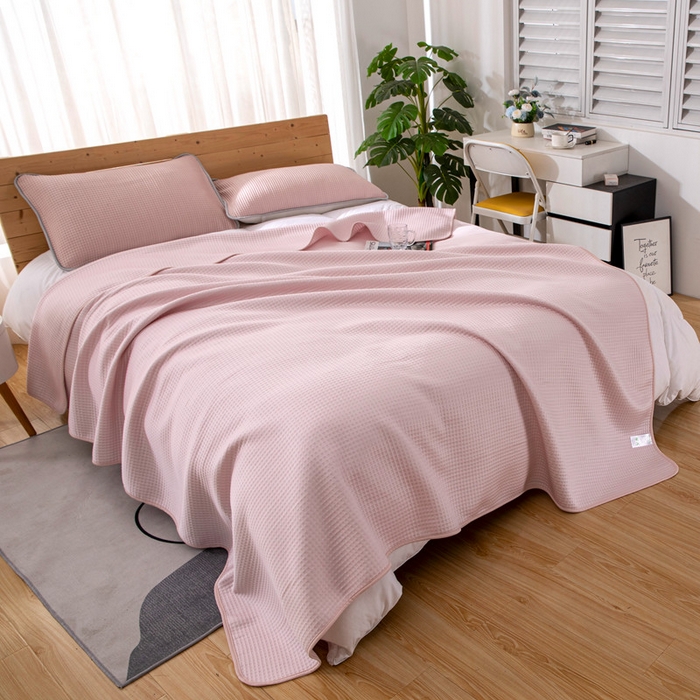 91家纺网 家纺一手货源 找家纺 来菲毛毯 2025新款双面夏凉被子PE速冷凉感夏被夏凉被空调被可机洗水洗 粉色