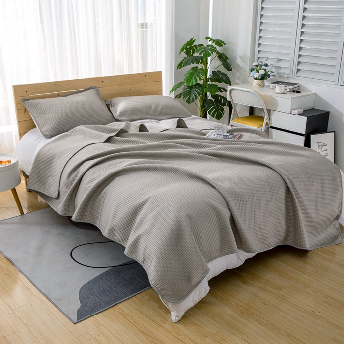 91家纺网 家纺一手货源 找家纺 来菲毛毯 2025新款双面夏凉被子PE速冷凉感夏被夏凉被空调被可机洗水洗 咖色