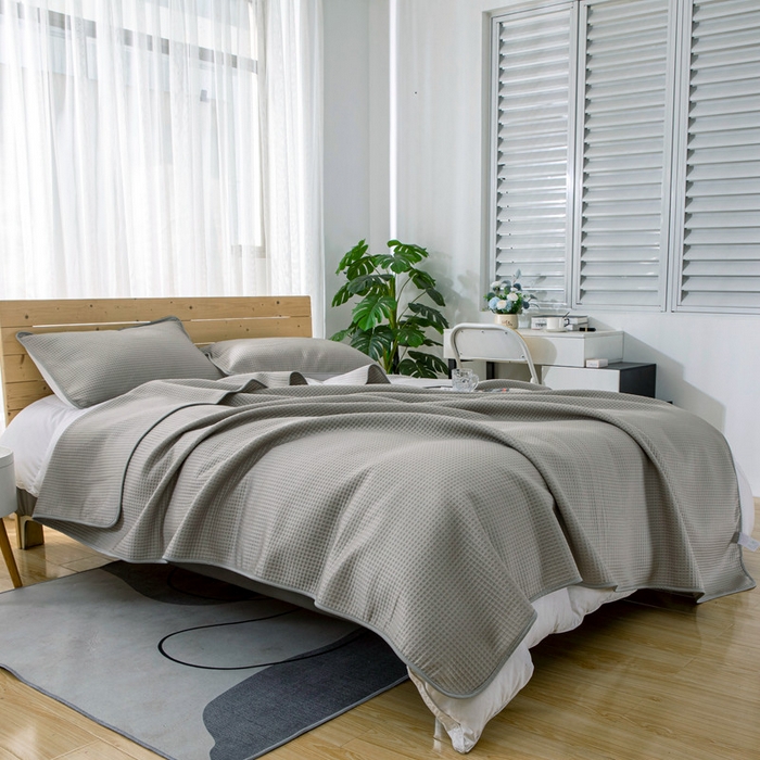 91家纺网 家纺一手货源 找家纺 来菲毛毯 2025新款双面夏凉被子PE速冷凉感夏被夏凉被空调被可机洗水洗 咖色