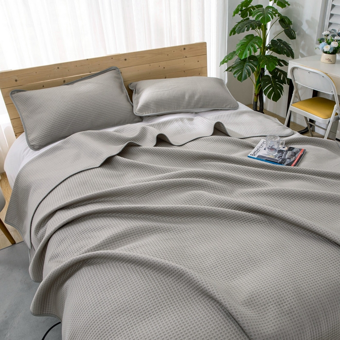 91家纺网 家纺一手货源 找家纺 来菲毛毯 2025新款双面夏凉被子PE速冷凉感夏被夏凉被空调被可机洗水洗 咖色