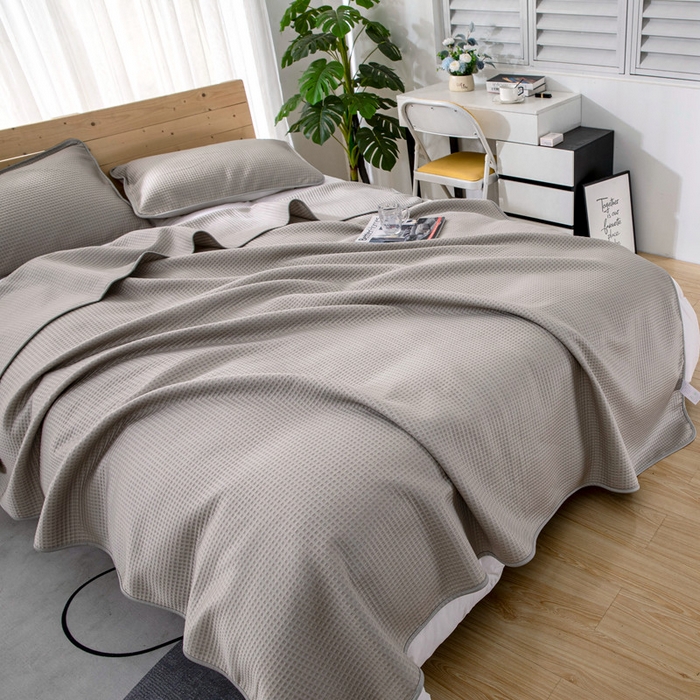 91家纺网 家纺一手货源 找家纺 来菲毛毯 2025新款双面夏凉被子PE速冷凉感夏被夏凉被空调被可机洗水洗 咖色