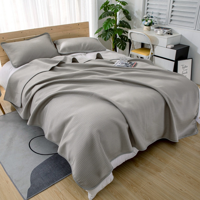 91家纺网 家纺一手货源 找家纺 来菲毛毯 2025新款双面夏凉被子PE速冷凉感夏被夏凉被空调被可机洗水洗 咖色