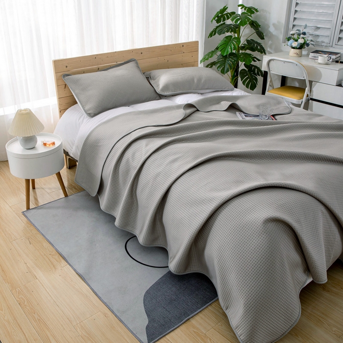 91家纺网 家纺一手货源 找家纺 来菲毛毯 2025新款双面夏凉被子PE速冷凉感夏被夏凉被空调被可机洗水洗 咖色