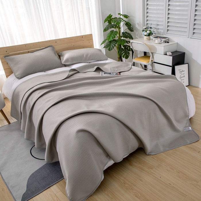 91家纺网 家纺一手货源 找家纺 来菲毛毯 2025新款双面夏凉被子PE速冷凉感夏被夏凉被空调被可机洗水洗 咖色