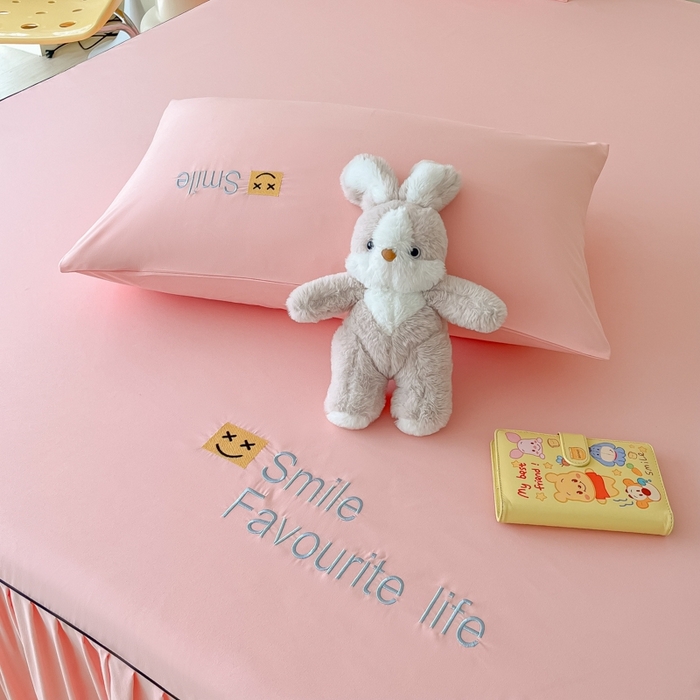 91家纺网 家纺一手货源 找家纺 笠裙家纺 2025新款110克微笑款单床裙轻奢款单床裙简约单床裙绣花单床裙 微笑-胭脂粉