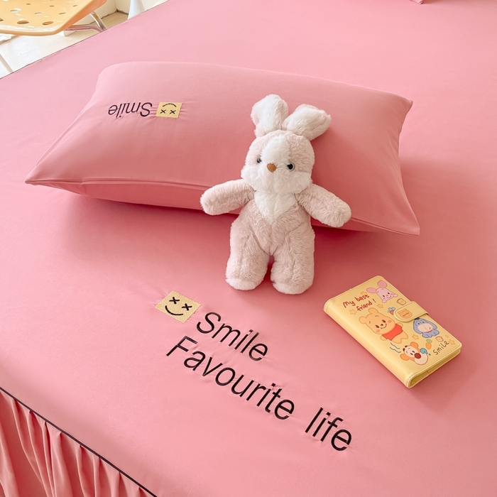 91家纺网 家纺一手货源 找家纺 笠裙家纺 2025新款110克微笑款单床裙轻奢款单床裙简约单床裙绣花单床裙 微笑-豆沙