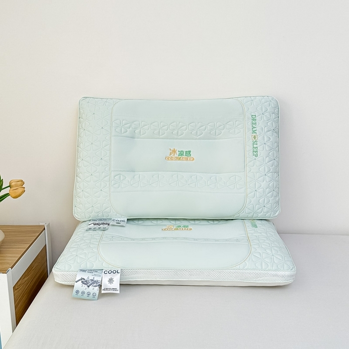 91家纺网 家纺一手货源 找家纺 羽凡居 2025新款绣花冰丝凉感枕头枕芯 绿色