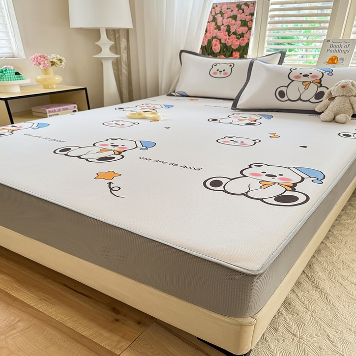 91家纺网 家纺一手货源 找家纺 518家纺 2025新款亲肤舒适A类碳光冰丝抗菌凉席【提供买家秀】席子【提供买家秀】-平铺款 嘟嘟熊