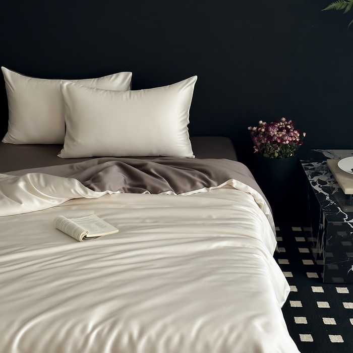 91家纺网 家纺一手货源 找家纺  禾时 2025新款60支兰精天丝轻奢纯色双拼四件套 乳蛋白-冷岩灰