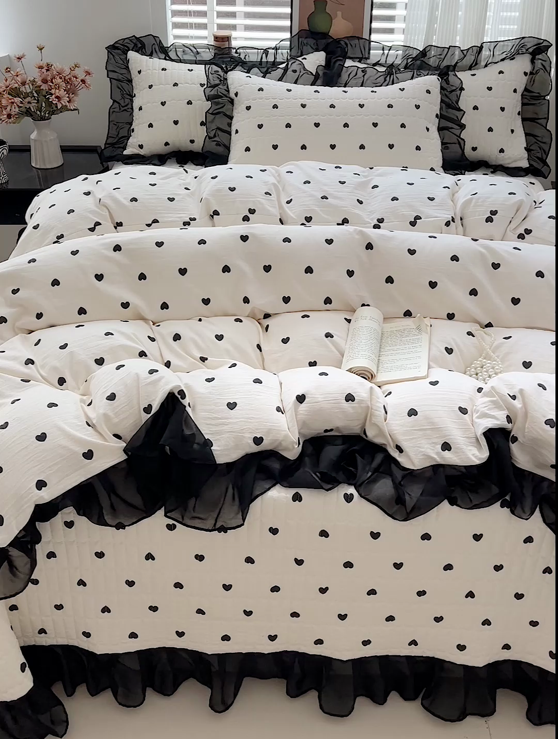 91家纺网 家纺一手货源 找家纺 艾橙 2025新款法式赫本风水洗棉印花雪纺花边单被套 心心相印