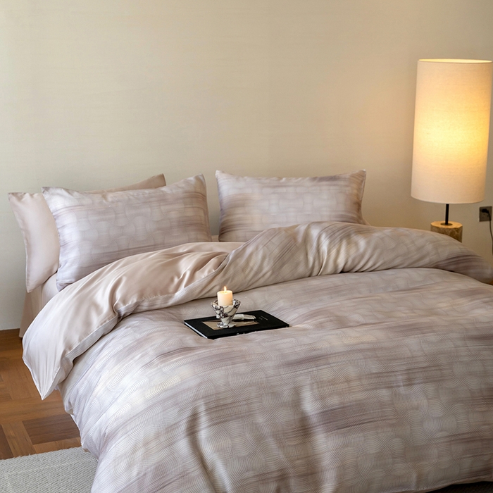 91家纺网 家纺一手货源 找家纺 咏绒家纺工厂店 2025新款60S奥地利兰精天丝数码印花暗合简约款系列四件套 卡西纳-咖