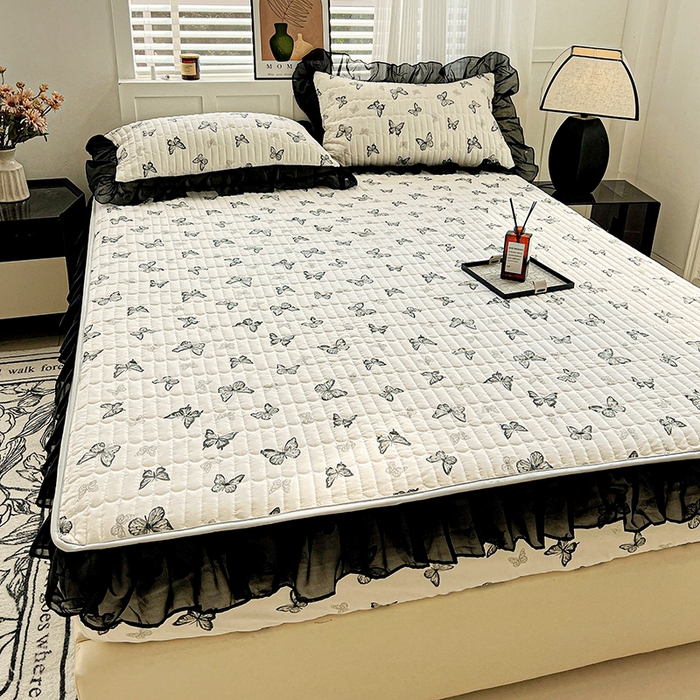 91家纺网 家纺一手货源 找家纺 （总）艾橙家纺2025新款法式赫本风水洗棉印花雪纺花边单床笠