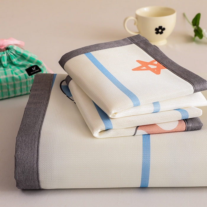 91家纺网 家纺一手货源 找家纺 518家纺 2026新款亲肤舒适A类碳光冰丝抗菌凉席【提供买家秀】席子【提供买家秀】-床笠款 蘑菇屋