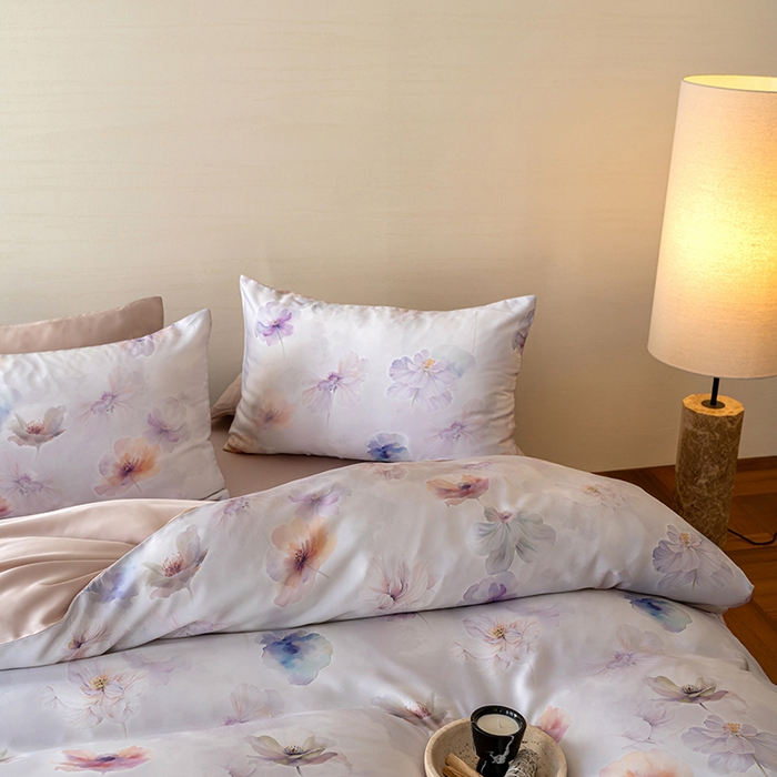 91家纺网 家纺一手货源 找家纺 咏绒家纺工厂店 2025新款60S奥地利兰精天丝数码印花暗合简约款系列四件套 夏芷-浅紫