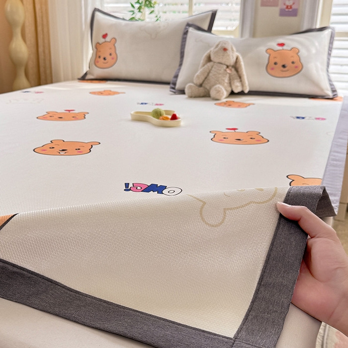 91家纺网 家纺一手货源 找家纺 518家纺 2025新款亲肤舒适A类碳光冰丝抗菌凉席【提供买家秀】席子【提供买家秀】-床笠款 维尼熊