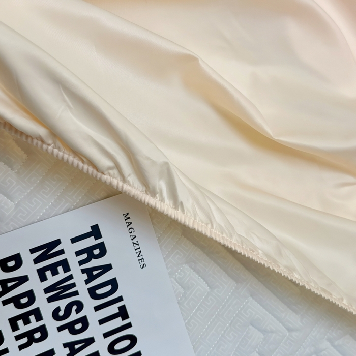 91家纺网 家纺一手货源 找家纺 兜米家居 2025新款床笠A类水洗真丝床笠三件套 冰玉