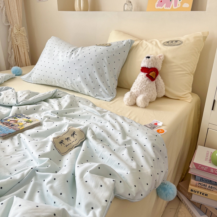 91家纺网 家纺一手货源 找家纺 （总）桃心家居 2025新款A类ins云柔水洗棉大豆织标蝴蝶结毛球少女单夏被夏被四件套系列