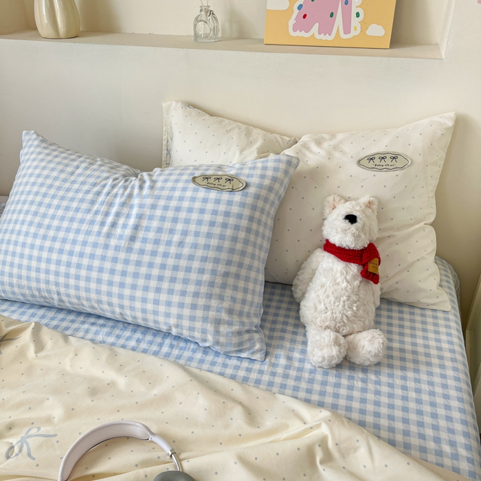 91家纺网 家纺一手货源 找家纺 桃心家居 2025新款A类ins云柔水洗棉大豆织标蝴蝶结毛球少女单夏被夏被四件套系列 清新梦蓝