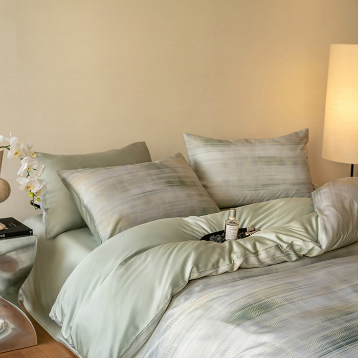 91家纺网 家纺一手货源 找家纺 咏绒家纺工厂店 2025新款60S奥地利兰精天丝数码印花暗合简约款系列四件套 卡西纳-绿