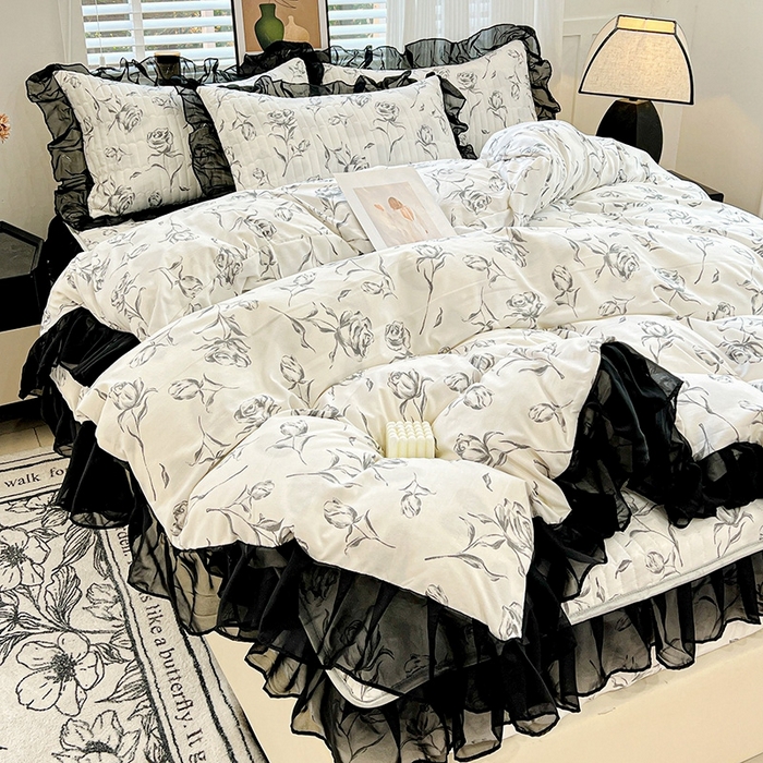 91家纺网 家纺一手货源 找家纺 艾橙家纺2025新款法式赫本风水洗棉印花雪纺花边单床笠 水墨玫瑰