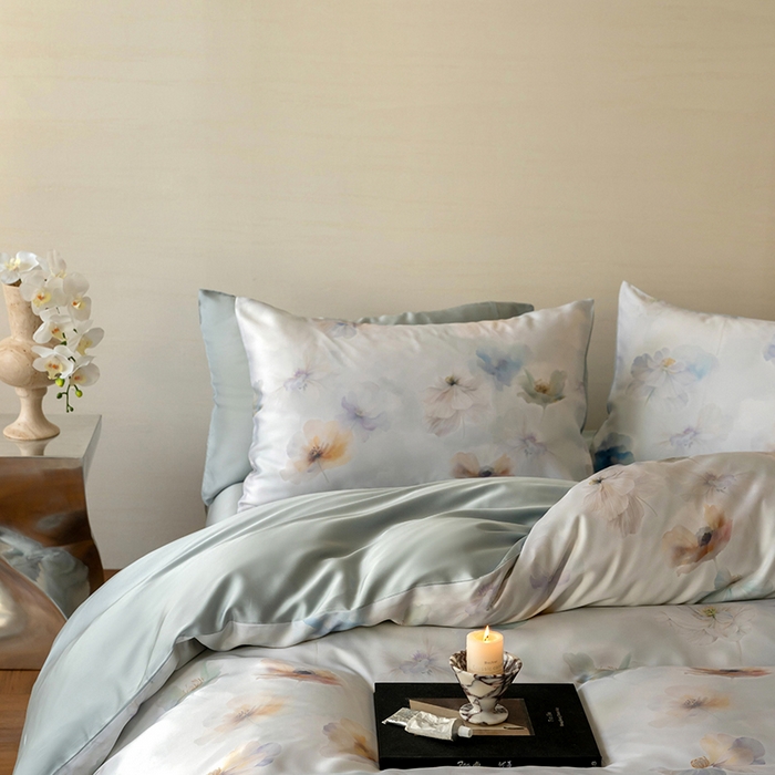 91家纺网 家纺一手货源 找家纺 咏绒家纺工厂店 2025新款60S奥地利兰精天丝数码印花暗合简约款系列四件套 夏芷-淡蓝