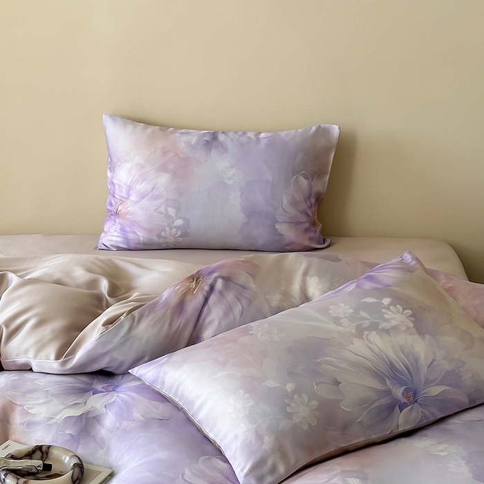 91家纺网 家纺一手货源 找家纺 咏绒家纺工厂店 2025新款60S奥地利兰精天丝数码印花暗合简约款系列四件套 克莉娅-紫