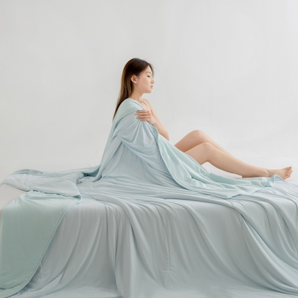 91家纺网 家纺一手货源 找家纺 兜米家居 2025新款亚朵同款夏季深睡被pro1夏凉被可机洗空调被透气被子 薄荷冰清