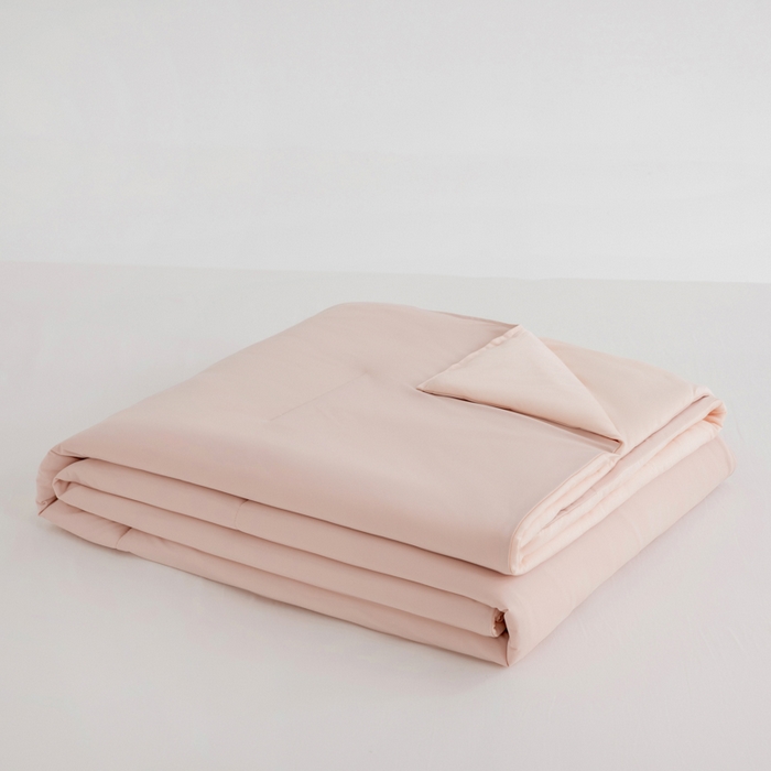 91家纺网 家纺一手货源 找家纺 兜米家居 2025新款亚朵同款夏季深睡被pro2夏凉被可机洗空调被透气被子 橘雾粉