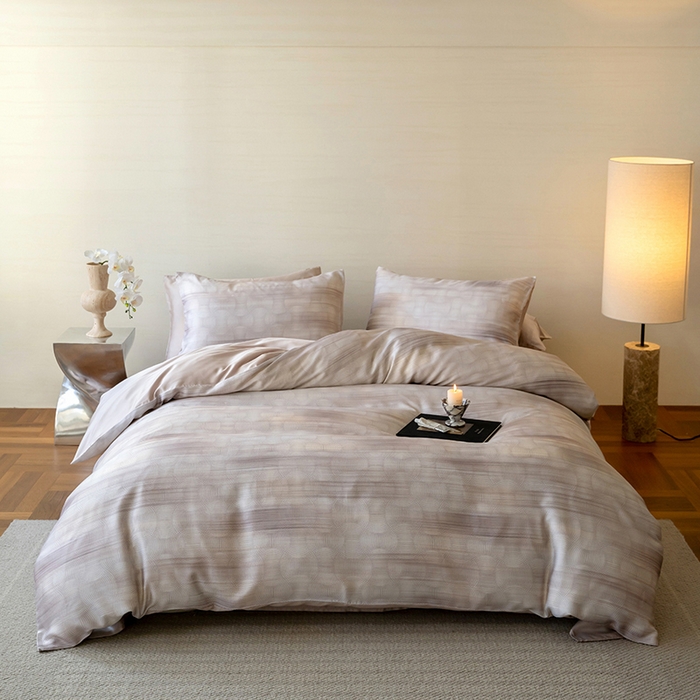 91家纺网 家纺一手货源 找家纺 咏绒家纺工厂店 2025新款60S奥地利兰精天丝数码印花暗合简约款系列四件套 卡西纳-咖