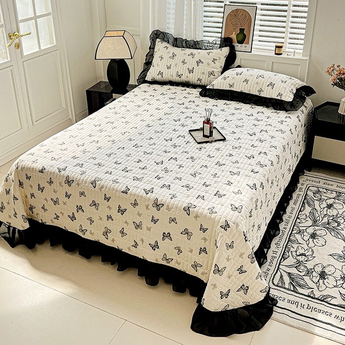 91家纺网 家纺一手货源 找家纺 （总）艾橙家纺2025新款法式赫本风水洗棉印花雪纺花边单床盖