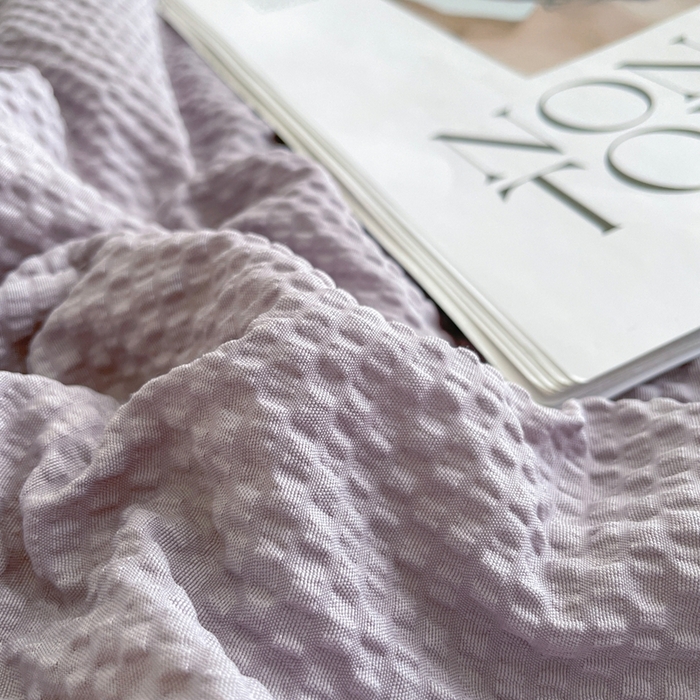 91家纺网 家纺一手货源 找家纺 宝士康家纺 2025新款10A抗菌泡泡棉大豆夏被 被子被芯 米黄+浅灰