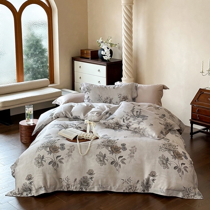 91家纺网 家纺一手货源 找家纺 （总）2025新款60S奥地利兰精天丝数码印花宽边压线系列四件套