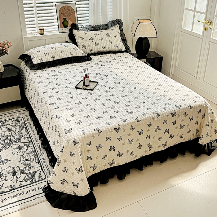 91家纺网 家纺一手货源 找家纺 （总）艾橙家纺2025新款法式赫本风水洗棉印花雪纺花边单床盖