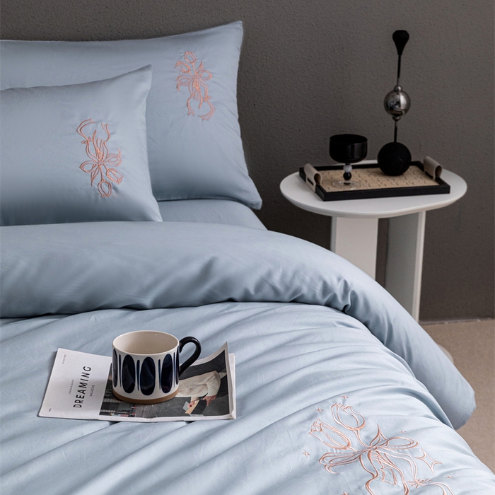 91家纺网 家纺一手货源 找家纺 2025新款50S100支全棉四件套单品系列-四件套 飘蓝