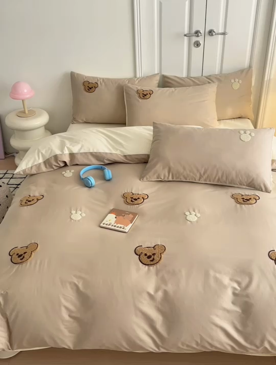 91家纺网 家纺一手货源 找家纺 锦觅2025新款奶油小清新毛巾绣全棉纯棉四件套（专版花型必须控价） 萌趣小熊