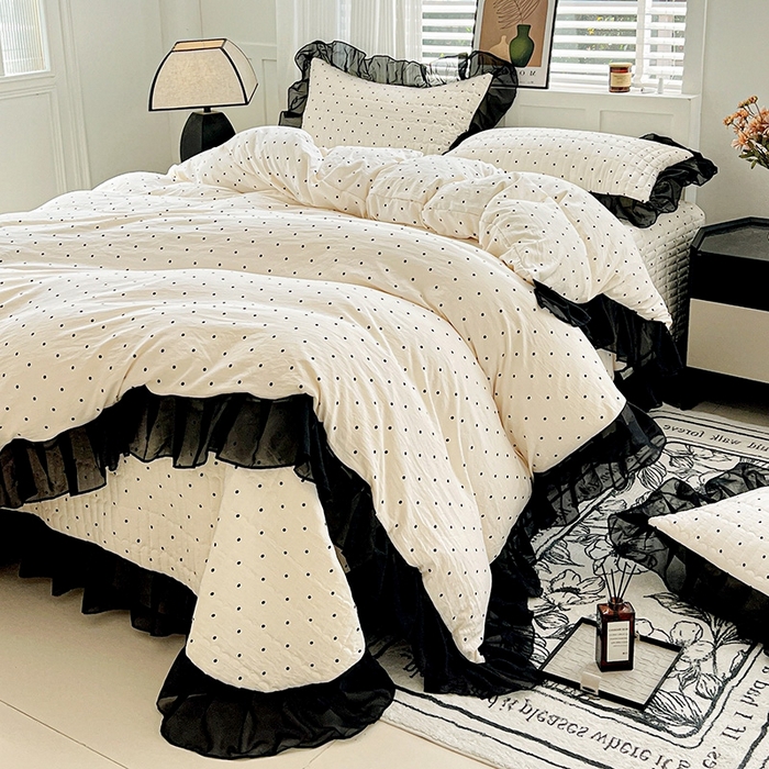 91家纺网 家纺一手货源 找家纺 艾橙 2025新款法式赫本风水洗棉印花雪纺花边单被套 点点爱