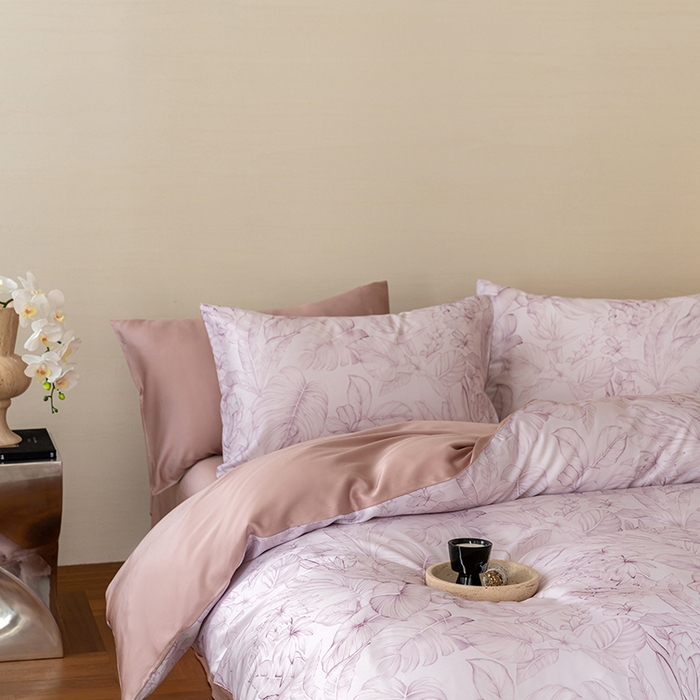 91家纺网 家纺一手货源 找家纺 咏绒家纺工厂店 2025新款60S奥地利兰精天丝数码印花暗合简约款系列四件套 叶影-紫