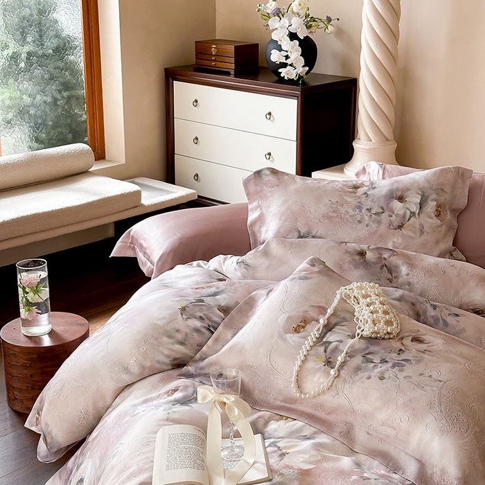 91家纺网 家纺一手货源 找家纺 2025新款60S奥地利兰精天丝数码印花宽边压线系列四件套 奥菲娜-粉