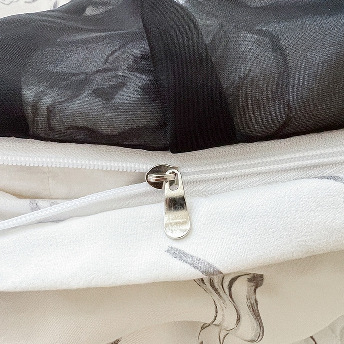 91家纺网 家纺一手货源 找家纺 艾橙 2025新款法式赫本风水洗棉印花雪纺花边单被套 水墨玫瑰