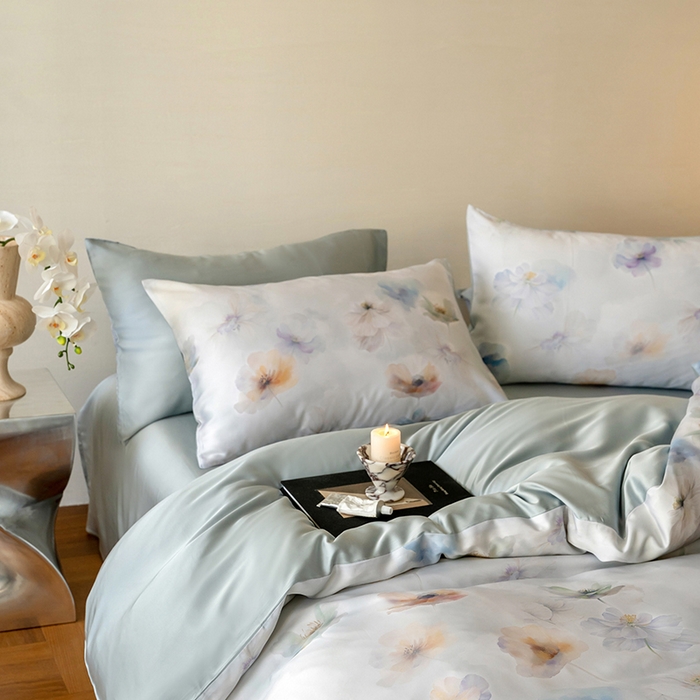 91家纺网 家纺一手货源 找家纺 咏绒家纺工厂店 2025新款60S奥地利兰精天丝数码印花暗合简约款系列四件套 夏芷-淡蓝