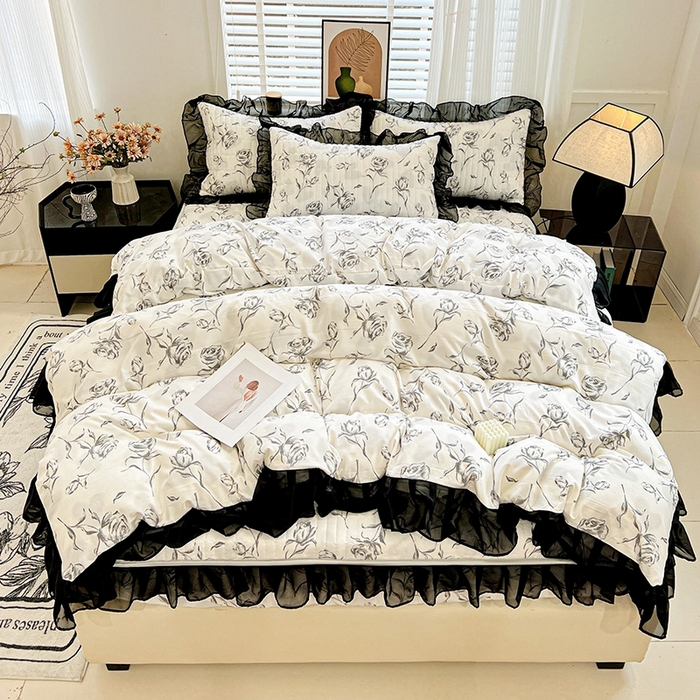 91家纺网 家纺一手货源 找家纺 艾橙家纺2025新款法式赫本风水洗棉印花雪纺花边单床笠 水墨玫瑰