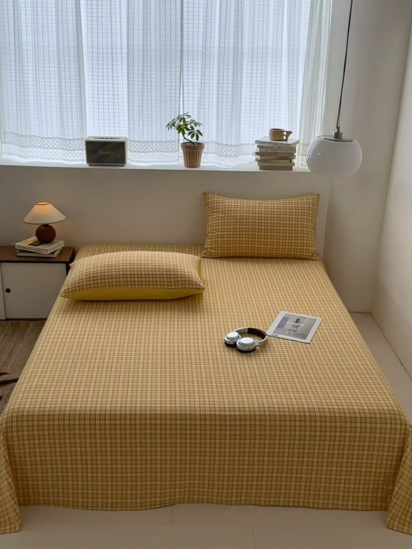 91家纺网 家纺一手货源 找家纺 2025新款水洗棉单床单 简约格黄