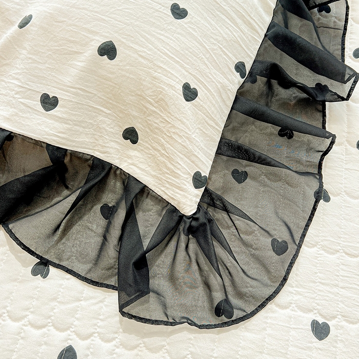 91家纺网 家纺一手货源 找家纺 艾橙 2025新款法式赫本风水洗棉印花雪纺花边单被套 心心相印