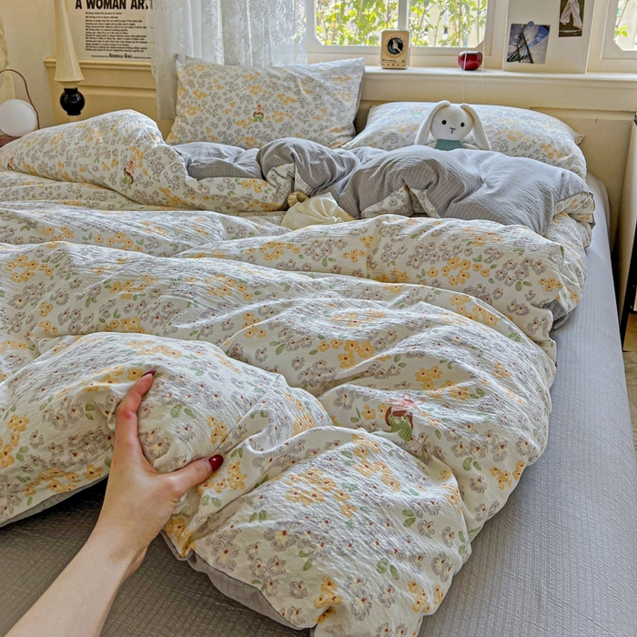 91家纺网 家纺一手货源 找家纺 一比一 2025新款云感皱皱双层纱四件套 妮可