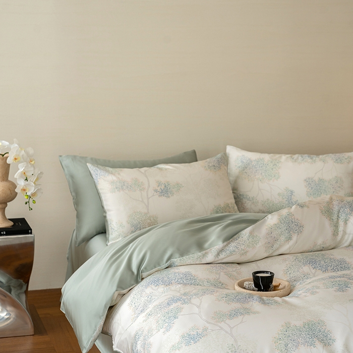 91家纺网 家纺一手货源 找家纺 咏绒家纺工厂店 2025新款60S奥地利兰精天丝数码印花暗合简约款系列四件套 如愿-绿