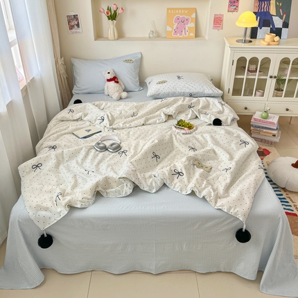 桃心家居 2025新款A类ins云柔水洗棉大豆织标蝴蝶结毛球少女单夏被夏被四件套系列 可可小姐