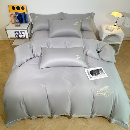 91家纺网 家纺一手货源 找家纺 2025新款水洗冰丝刺绣四件套羽毛系列轻奢时尚北欧风床上用品学生宿舍三四件套 羽毛-高级灰