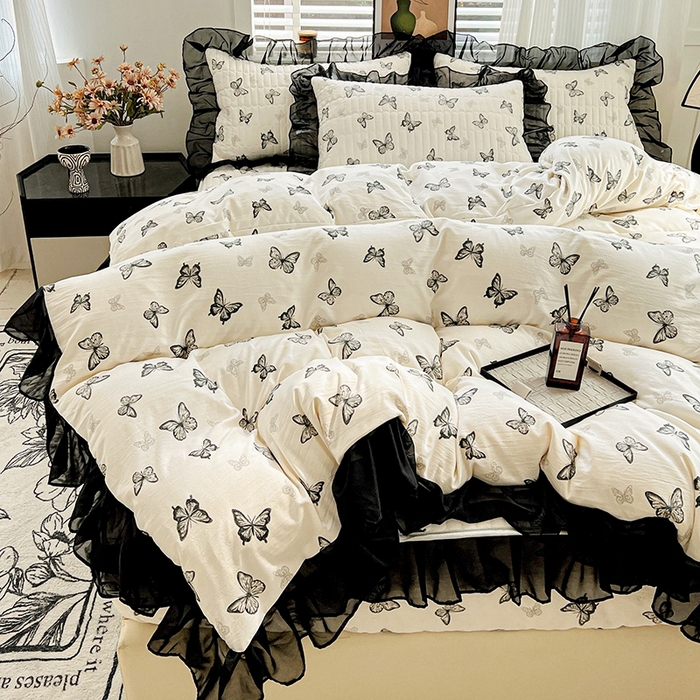 91家纺网 家纺一手货源 找家纺 艾橙家纺2025新款法式赫本风水洗棉印花雪纺花边单床笠 蝴蝶印记