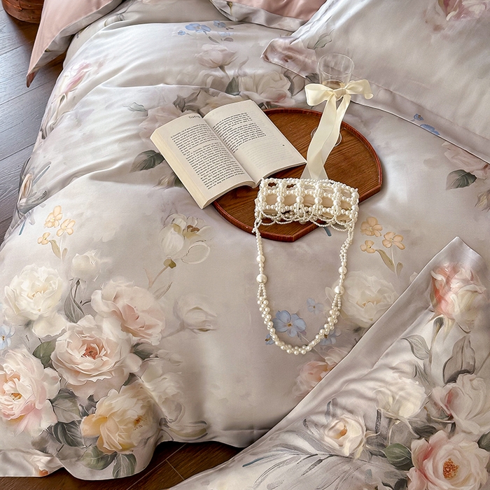 91家纺网 家纺一手货源 找家纺 2025新款60S奥地利兰精天丝数码印花宽边压线系列四件套 倾城-豆沙